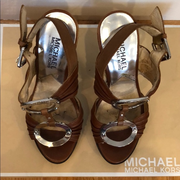 (US 4) Michael Kors Brown Heels - Picture 4 of 4
